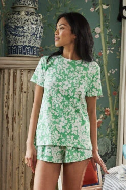 Lake Pima Weekend Shorts Set In Grass Floral -Fashion - Pajamas LAKE Spring2023 CHS GiftBoxes Final 2856