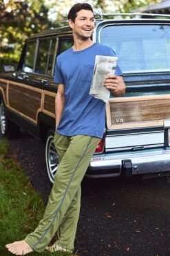 Fashion - Pajamas -Fashion - Pajamas LAKE Webcrop Fall23 MensSlumberShortLongSet Olive 0193