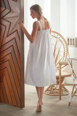 Lake Poplin Caroline Nightgown In White -Fashion - Pajamas LAKE Webcrop White PoplinNG Summer23 2389
