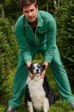 Lake Men's Flannel Piped Pants Set In Grove 8 Lake Men's Flannel Piped Pants Set In Grove -Fashion - Pajamas LAKE Website WebCrop Holiday22 0990