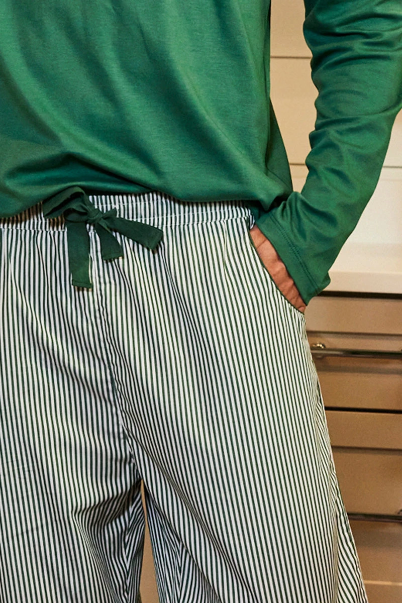 Lake Men's Poplin Pajama Pants In Evergreen 4 Lake Men's Poplin Pajama Pants In Evergreen - Image 2