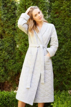 Lake Quilted Robe In Heather Gray -Fashion - Pajamas LAKE Website WebCrop Holiday22 Birm4759