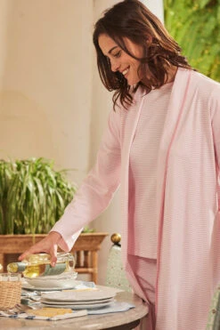 Lake Pima Robe In Lily 7 Lake Pima Robe In Lily -Fashion - Pajamas LAKE Website WebCrop Spring2023 PimaRobe Lily WeekendShortLongSet Lily Final 2117