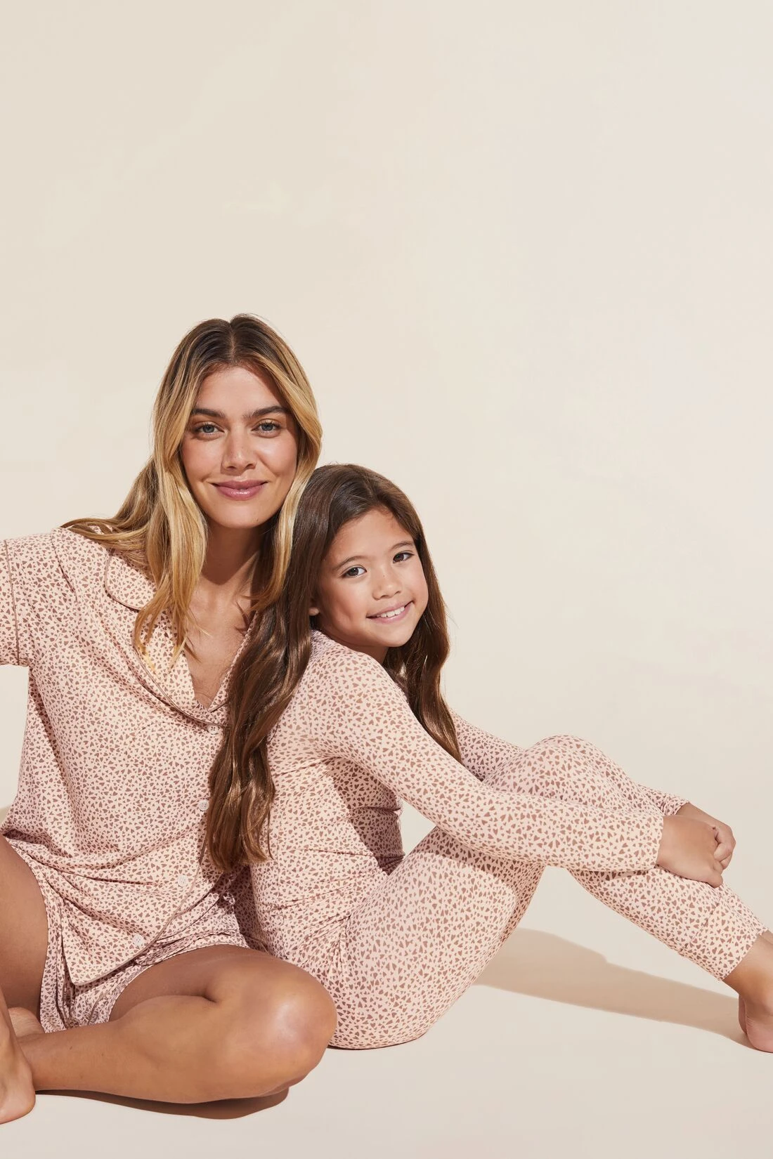 Eberjey Kids TENCEL™ Modal Gender Neutral Long PJ Set - Animal Hearts Mocha 4 Eberjey Kids TENCEL™ Modal Gender Neutral Long PJ Set - Animal Hearts Mocha - Image 2