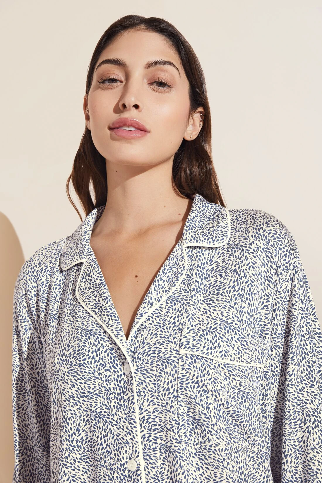 Eberjey Gisele Printed TENCEL™ Modal Long PJ Set - Animale Coastal Blue/Ivory 3 Eberjey Gisele Printed TENCEL™ Modal Long PJ Set - Animale Coastal Blue/Ivory