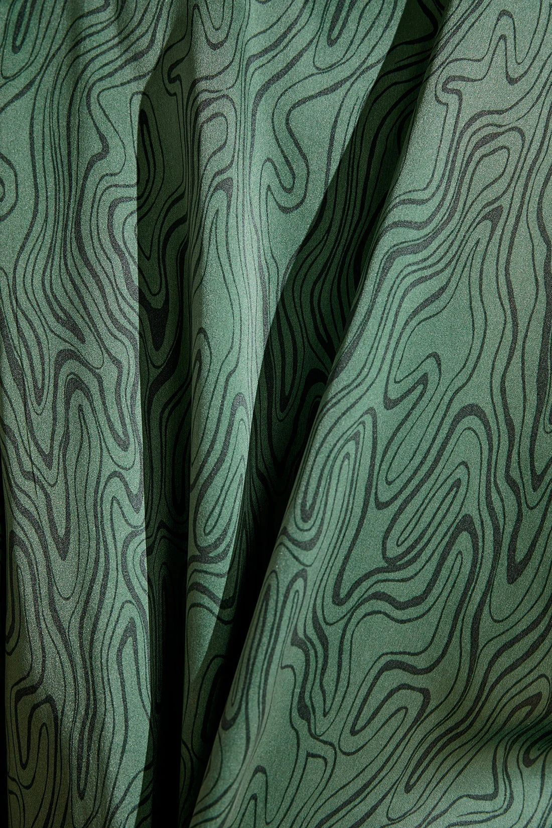 Eberjey Inez Washable Silk Printed Long PJ Set - Malachite Jade/Kelp 6 Eberjey Inez Washable Silk Printed Long PJ Set - Malachite Jade/Kelp - Image 4